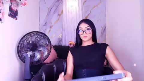 Mhia Kate online show from 06.20.26