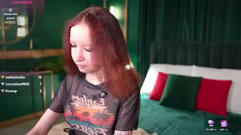 Mia online show from 07.28.26