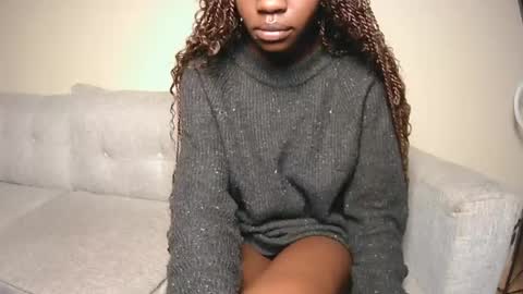 mia_bellie2 online show from 05.18.26