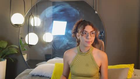 Belmont and Mia online show from 06.04.26