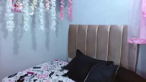 mia_brown69 online show from 06.05.26
