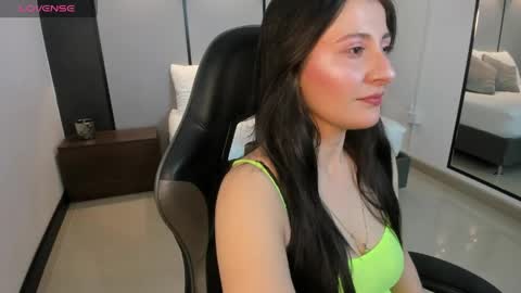 M I A  online show from 05.20.26