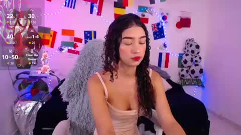 Snapshot of mia_cute_girl chatting on 07.14.26 mia_cute_girl online show from 07.14.26