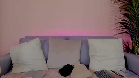 Snapshot of mia_daniellshot chatting on 05.13.26 Sarah Luna online show from 05.13.26