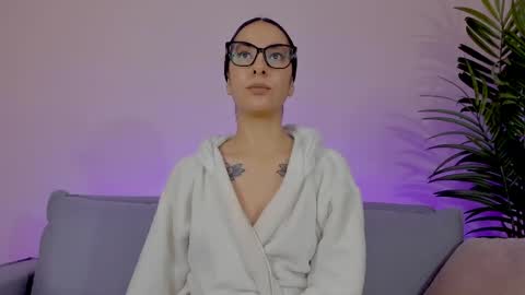 Snapshot of mia_daniellshot chatting on 05.19.26 Sarah Luna online show from 05.19.26