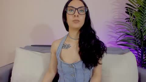 Snapshot of mia_daniellshot chatting on 06.07.26 Sarah Luna online show from 06.07.26