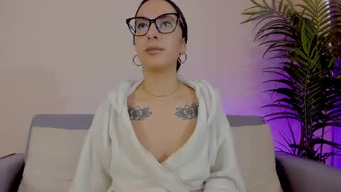 Snapshot of mia_daniellshot chatting on 06.16.26 Sarah Luna online show from 06.16.26