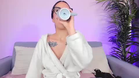 Snapshot of mia_daniellshot chatting on 07.17.26 Sarah Luna online show from 07.17.26