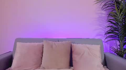 Snapshot of mia_daniellshot chatting on 07.26.26 Sarah Luna online show from 07.26.26