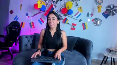 mia_davis__ online show from 06.21.26