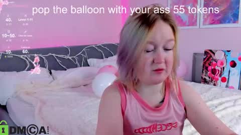 Mia online show from 10.08.25