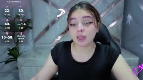 Mia online show from 03.12.26