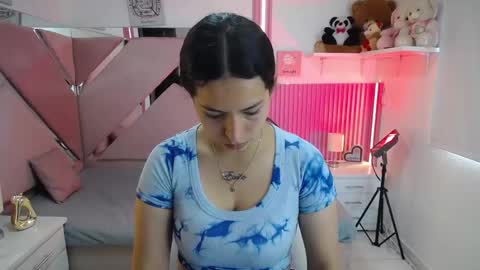 mia_garcia28 online show from 06.06.26