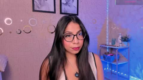 Mia online show from 05.08.26