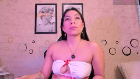 Mia online show from 06.03.26