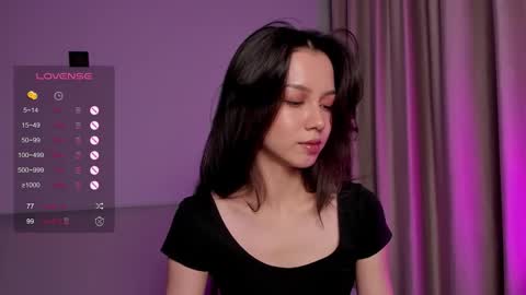 Mia online show from 09.20.25