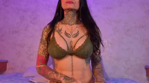 mia_hill1_ online show from 07.19.26