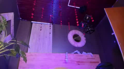 Val  online show from 12.20.25