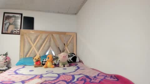 mia kaneee online show from 11.11.25