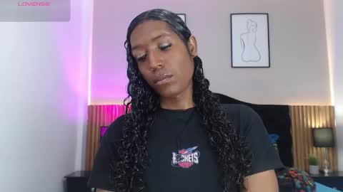 Snapshot of mia_kheleer chatting on 02.13.26 Mia online show from 02.13.26