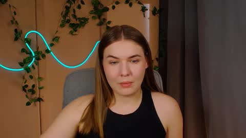 Snapshot of mia_lemm chatting on 05.07.26 mia_lemm online show from 05.07.26