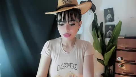 M I A online show from 06.30.26