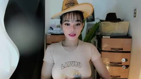 M I A online show from 07.18.26
