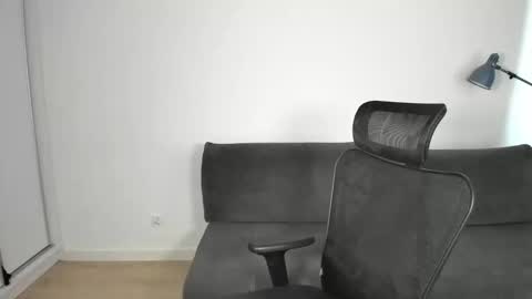 Mia online show from 03.20.26