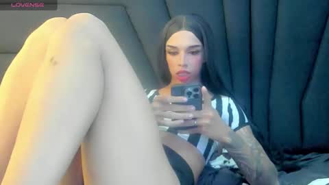 Mia3 online show from 01.16.25