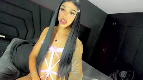 Mia3 online show from 11.24.25