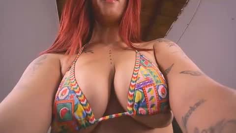 mia independent model online show from 06.25.26