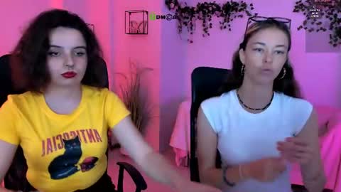 mia_mooon_ online show from 07.30.26