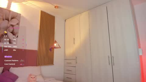 Mia Nevaeh - follow me online show from 03.19.26