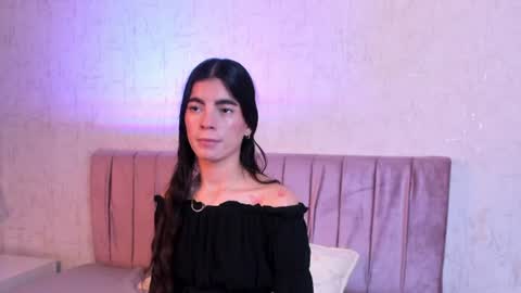 mia online show from 07.26.26
