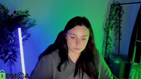 Mia online show from 02.18.26