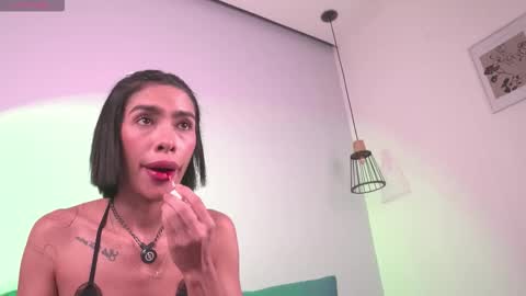 Mia Reeves online show from 03.05.26