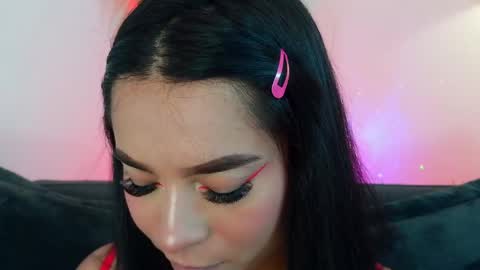 Mia online show from 04.09.26