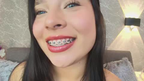 Snapshot of mia_roux13 chatting on 02.21.25 Mia Roux online show from 02.21.25