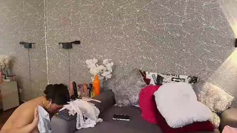 Snapshot of mia_roux13 chatting on 03.08.25 Mia Roux online show from 03.08.25