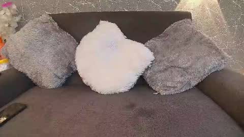 Snapshot of mia_roux13 chatting on 03.12.25 Mia Roux online show from 03.12.25