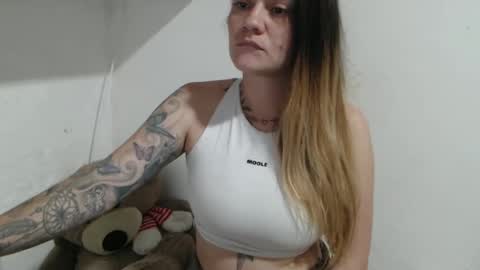 Mia Sepulveda online show from 02.16.25