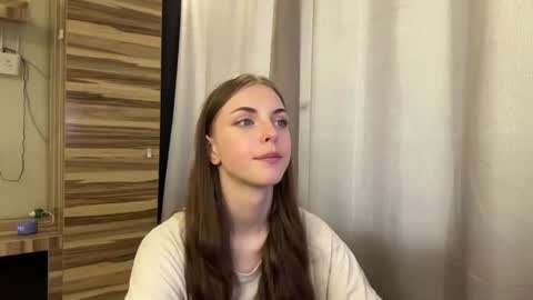 Mia online show from 07.20.26