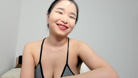 Snapshot of mia_soyun chatting on 06.18.26 Your Soyun online show from 06.18.26