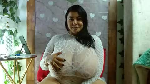 Mia squirt big INDEPENDENT MODEL...ONLYFANS  online show from 04.24.26