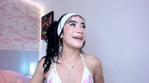 Snapshot of mia_velveet chatting on 04.18.26 mia_velveet online show from 04.18.26