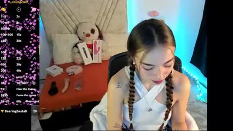 Snapshot of mia_victoria420 chatting on 07.24.26 Mia Victoria online show from 07.24.26