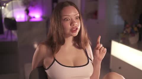 VixenMia online show from 06.16.26