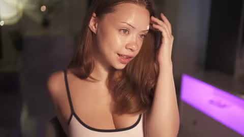 VixenMia online show from 07.28.26