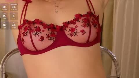 Mia White  online show from 06.07.26