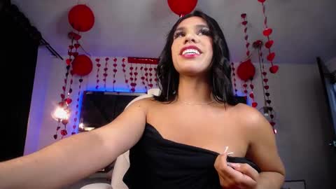 Mia online show from 02.08.25